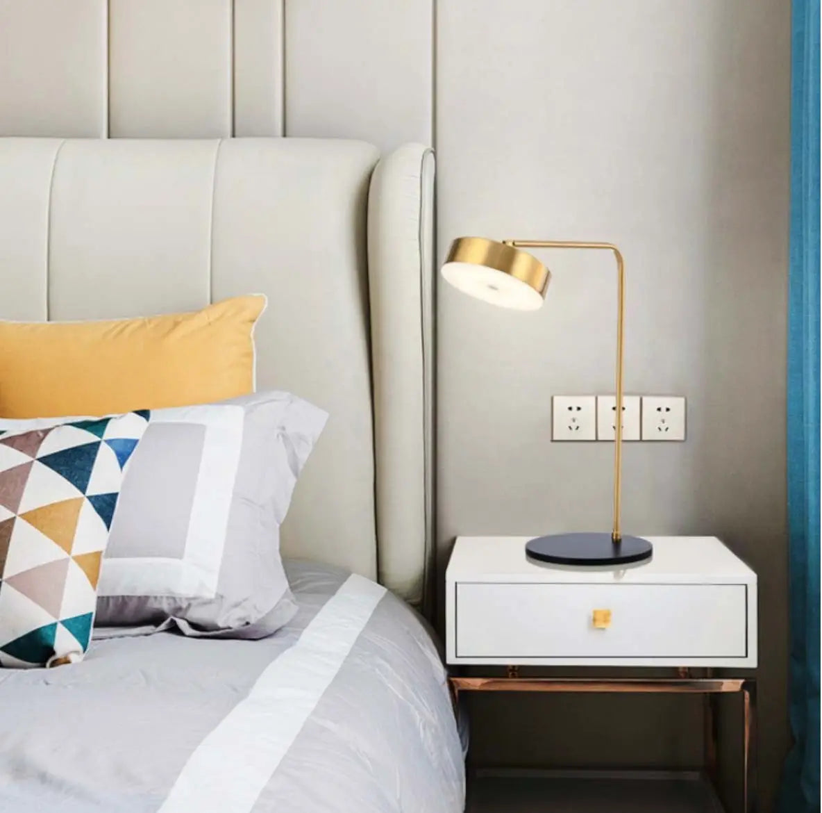 Minimalist Gold LED Desk Lamp