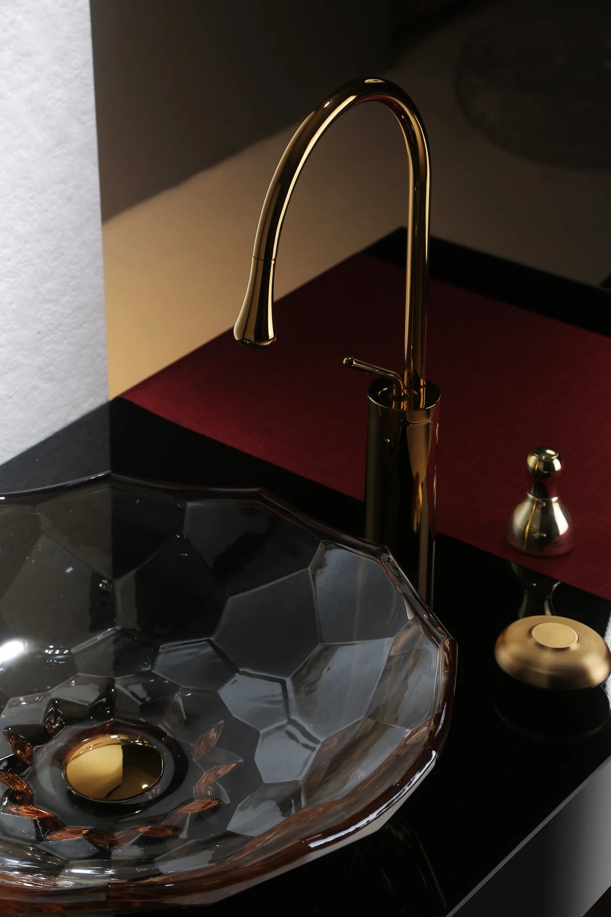 Hexagon Glass Basin – Prism