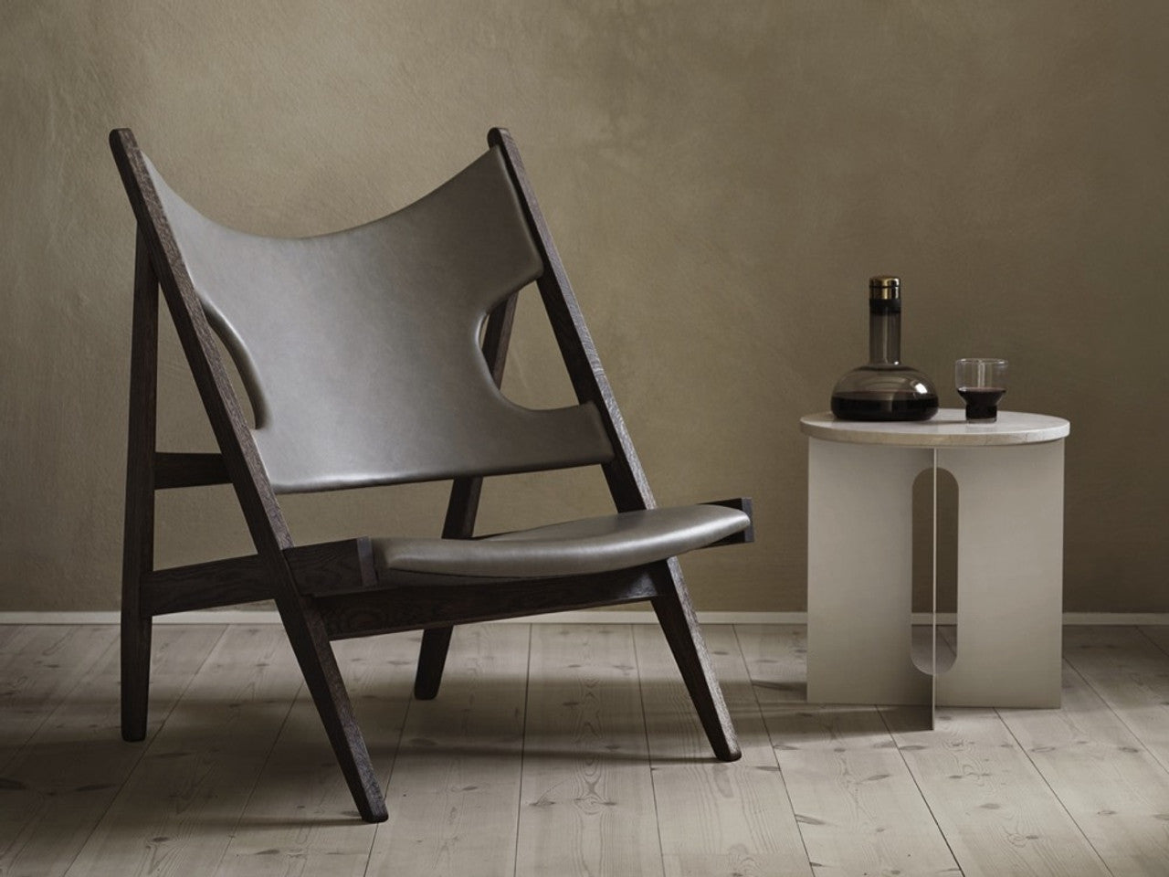 Premium Wool Fabric Lounge Chair with Solid Wood Frame
