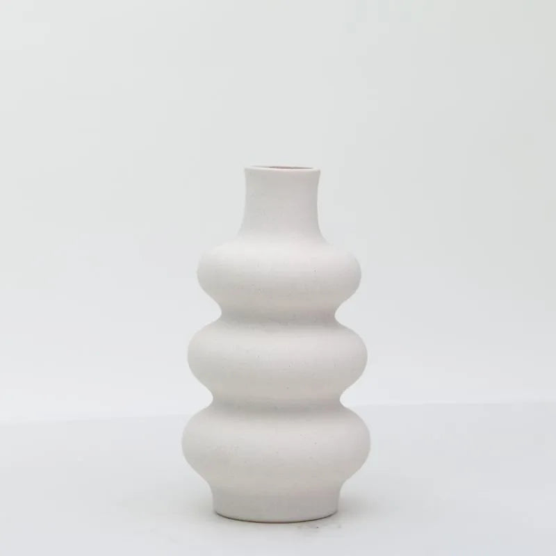 Timeless Grace- Ceramic Vase for Elegant Floral Displays