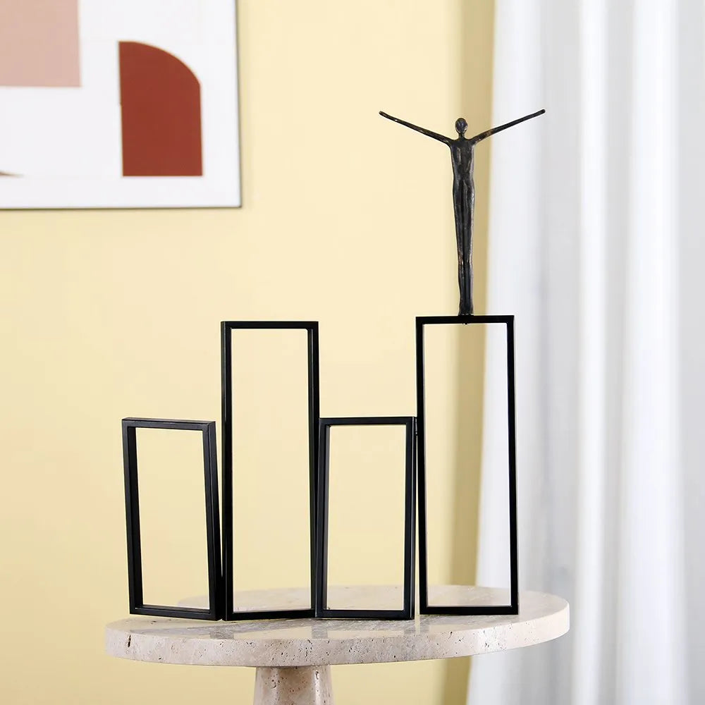 Home Decoration Items – Desktop Man Sculpture