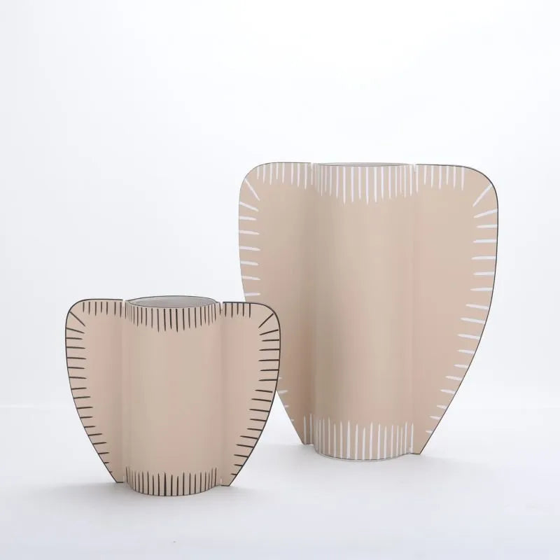 Luxurious Fusion – Leather Vase for Fresh and Dry Flowers