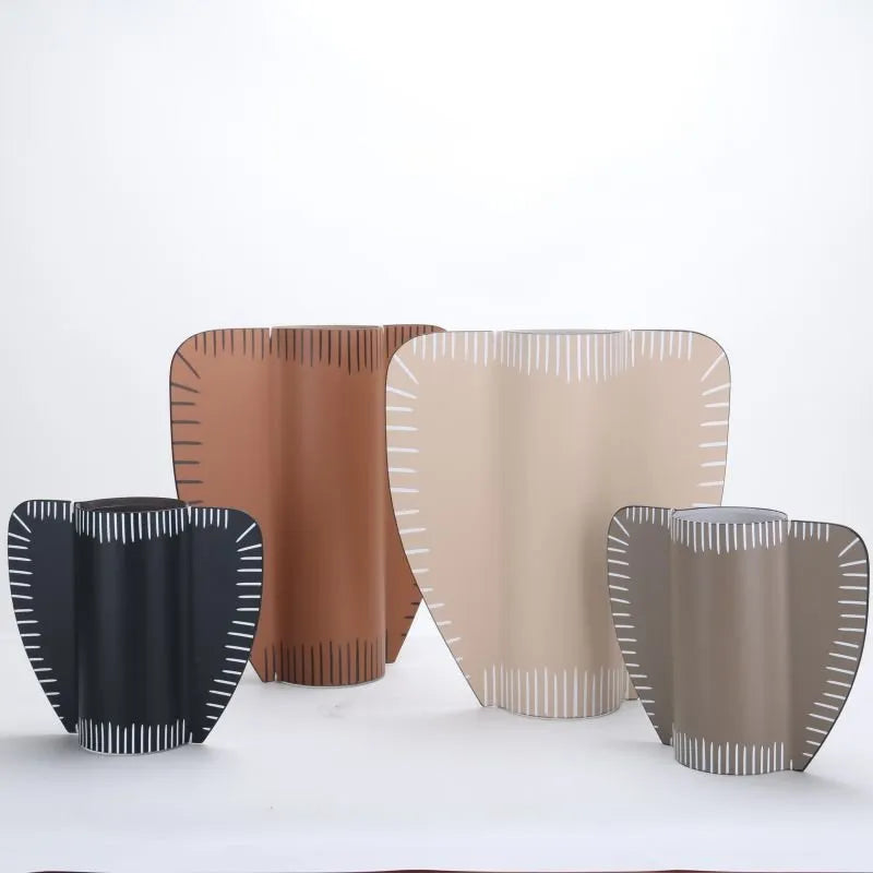 Luxurious Fusion – Leather Vase for Fresh and Dry Flowers
