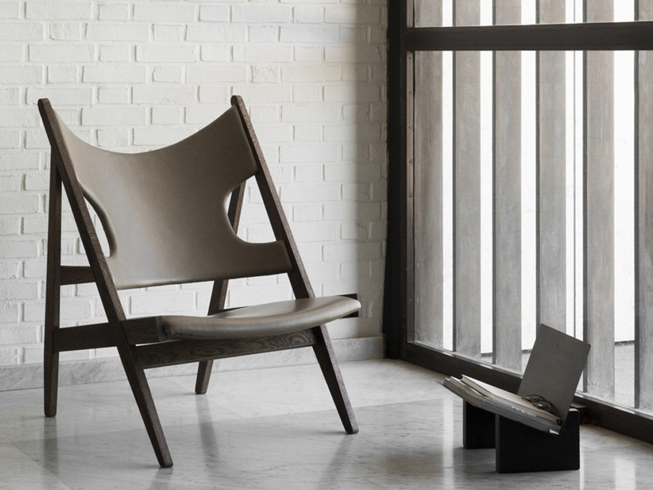 Premium Wool Fabric Lounge Chair with Solid Wood Frame