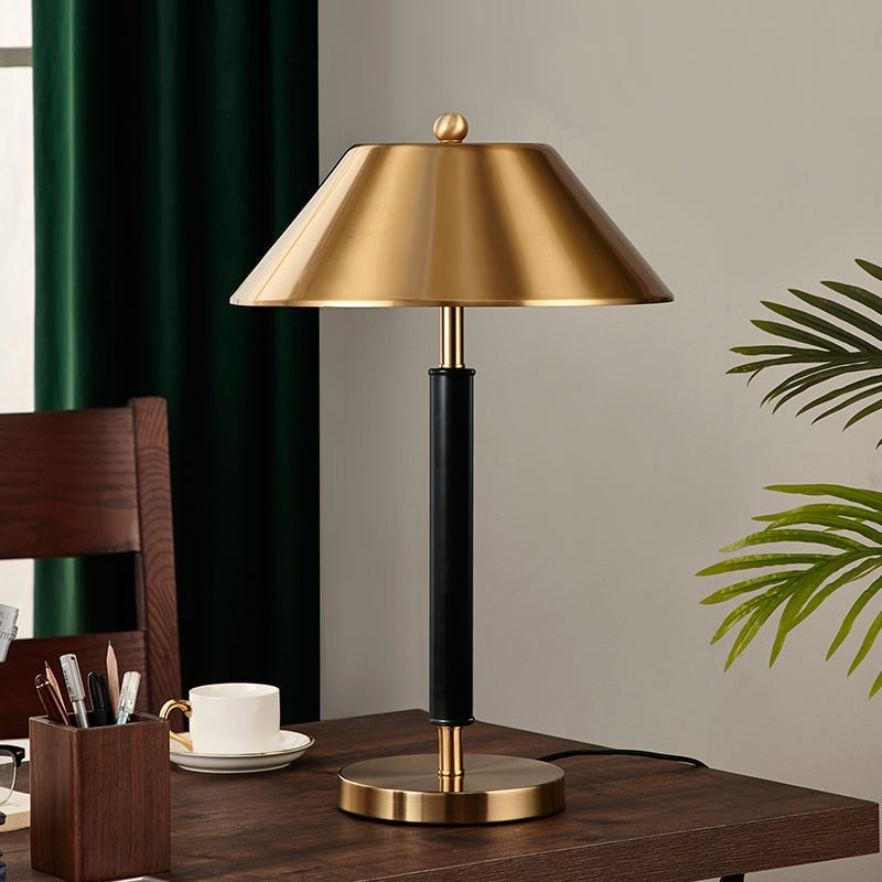Black Gold Iron Table Lamp