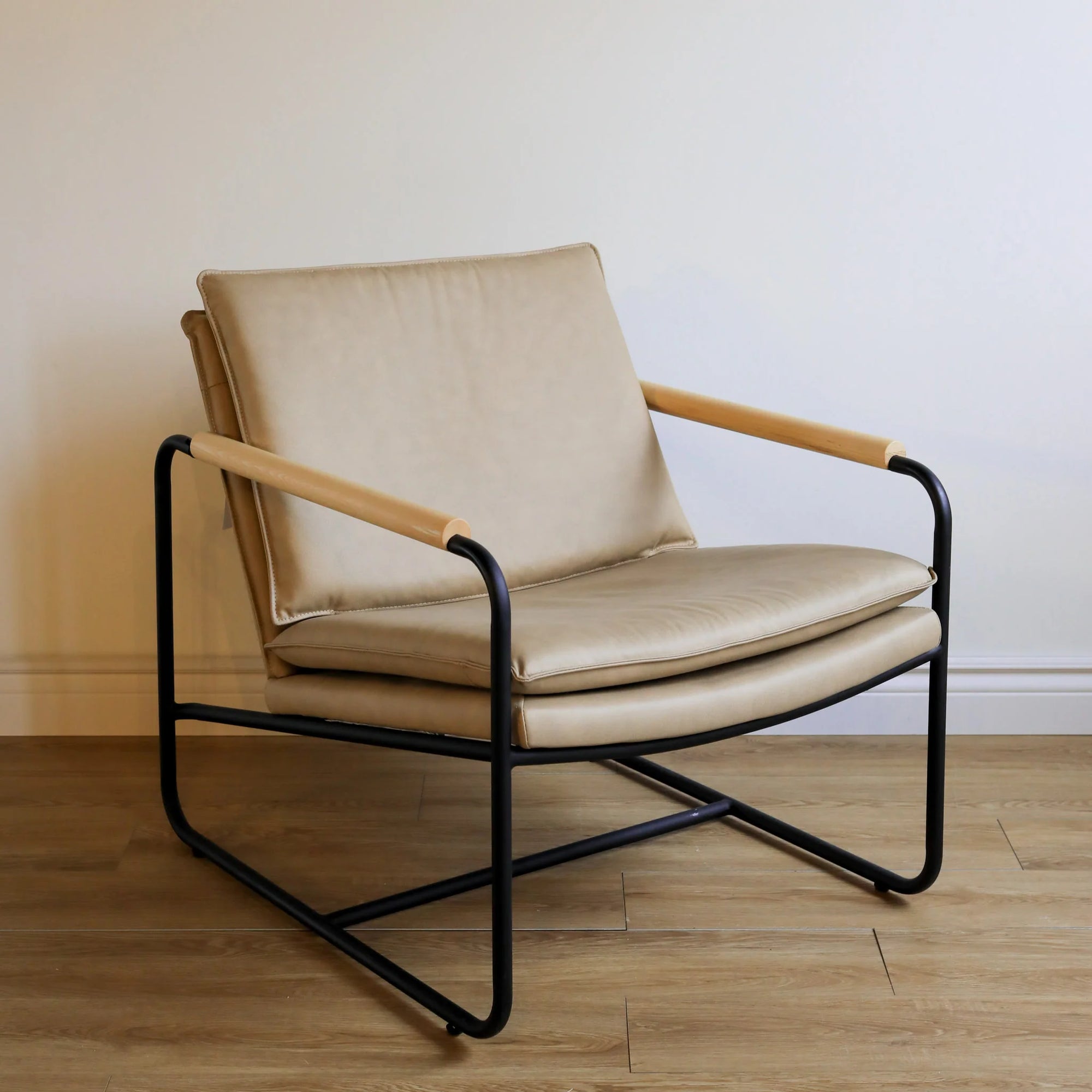 Contemporary Fabric Lounge Chair